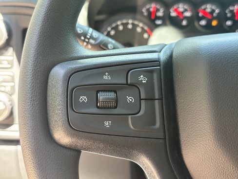 Used 2026 Chevrolet Silverado 1500 Custom Trail Boss w/ LPO, Dark Essentials Package AWD/4WD image 26