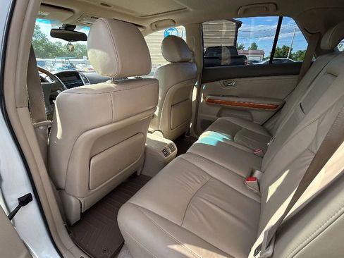 Used 2006 Lexus RX 330 FWD image 25