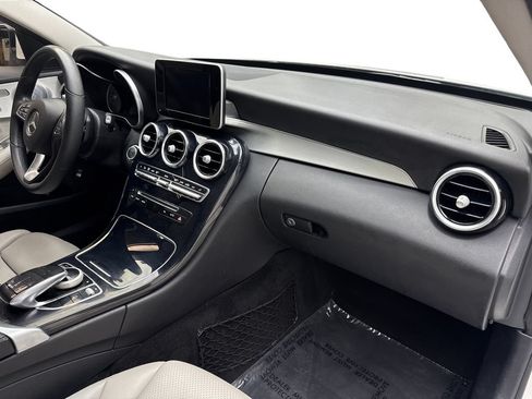 Used 2016 Mercedes-Benz C 300 4MATIC Sedan image 50