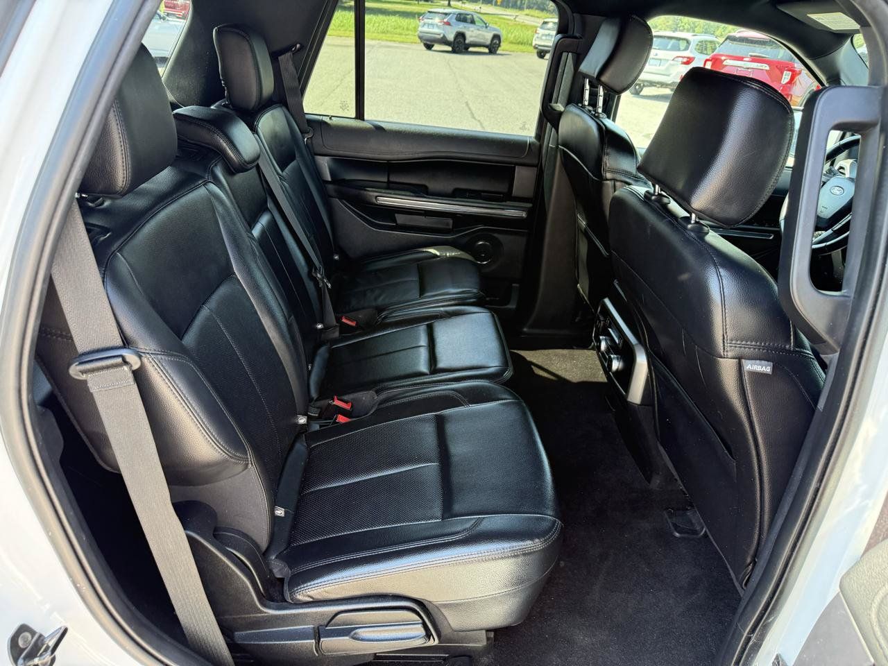 Used 2020 Ford Expedition XLT w/ Equipment Group 201A RWD image 19