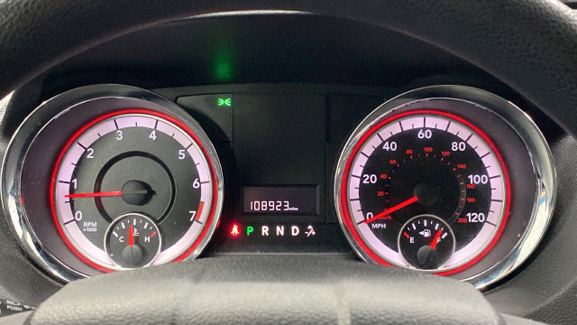 Used 2016 Dodge Grand Caravan SXT FWD image 15