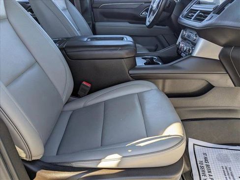 Used 2021 GMC Yukon XL SLT w/ SLT Premium Package image 20