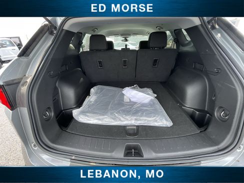 Certified 2025 Chevrolet Blazer LT FWD image 23