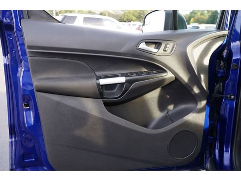 Used 2017 Ford Transit Connect XLT image 14