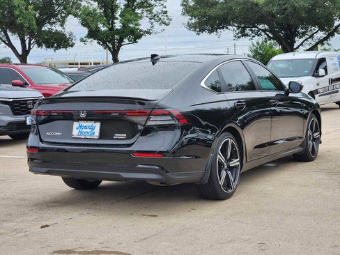 Used 2024 Honda Accord Sport image 6