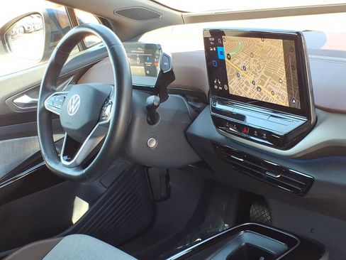 Certified 2023 Volkswagen ID.4 Pro image 11