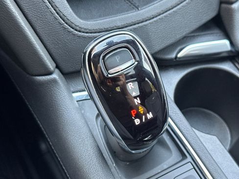 Used 2023 Cadillac XT6 Premium Luxury w/ Technology Package image 23