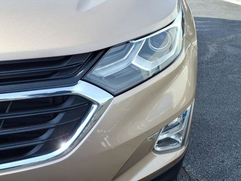 Used 2019 Chevrolet Equinox LT image 9