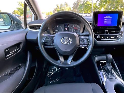 Used 2024 Toyota Corolla LE image 5