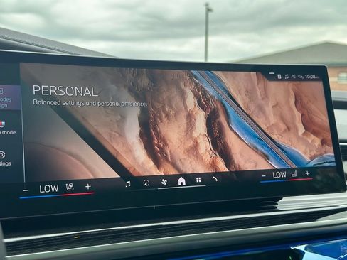 New 2026 BMW 740i xDrive AWD/4WD image 40