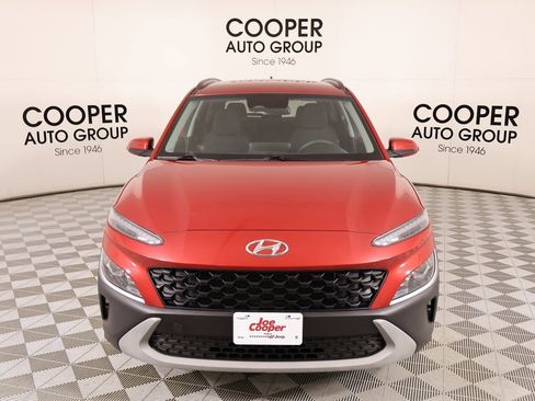 Used 2022 Hyundai Kona SEL w/ Cargo Package image 8