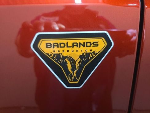 Used 2023 Ford Bronco Badlands w/ Sasquatch Package AWD/4WD image 21