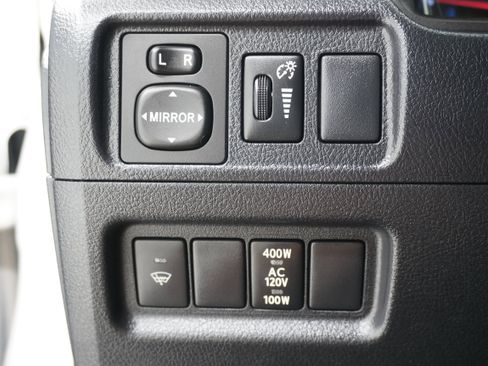 Used 2017 Toyota 4Runner TRD Off-Road AWD/4WD image 24