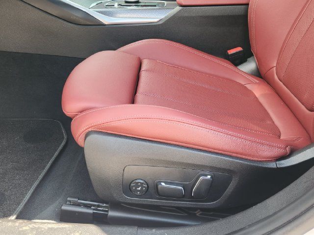 Used 2025 BMW M340i w/ Premium Package RWD image 23