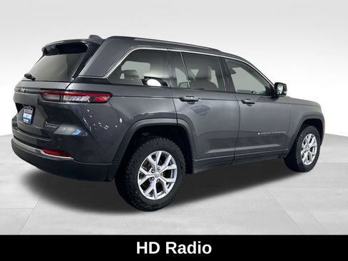 Used 2022 Jeep Grand Cherokee Limited w/ Luxury Tech Group II AWD/4WD image 12