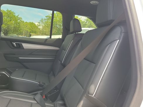 New 2026 Buick Enclave Preferred w/ Power Package FWD image 6