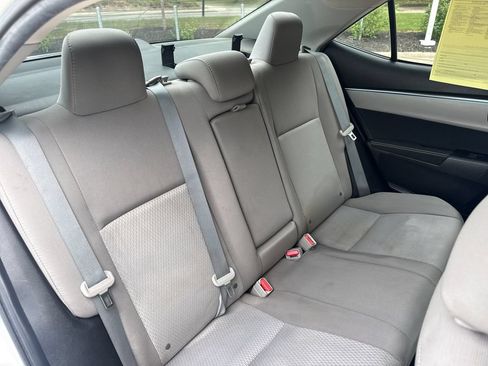 Used 2016 Toyota Corolla LE FWD image 33