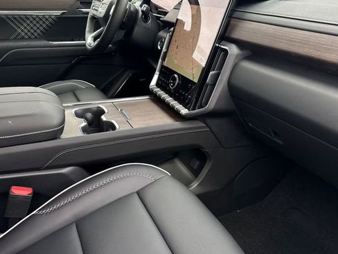 New 2026 GMC Acadia Denali w/ Super Cruise Package image 19