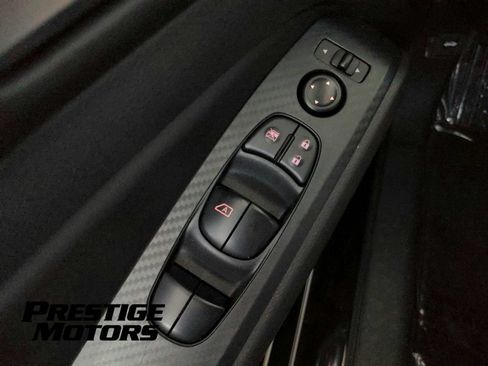 Used 2025 Nissan Altima 2.5 SV FWD image 23