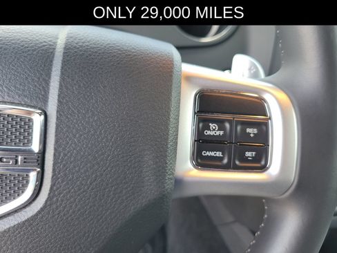 Used 2014 Dodge Challenger R/T RWD image 19