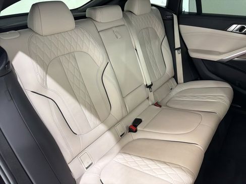 Certified 2023 BMW X6 xDrive40i w/ Executive Package image 22