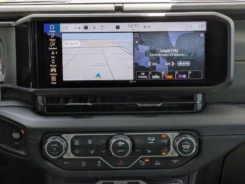 New 2026 Jeep Gladiator Mojave image 18