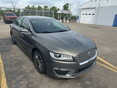 Used 2017 Lincoln MKZ Select AWD/4WD image 9
