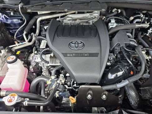 Used 2025 Toyota Grand Highlander AWD Hybrid image 32