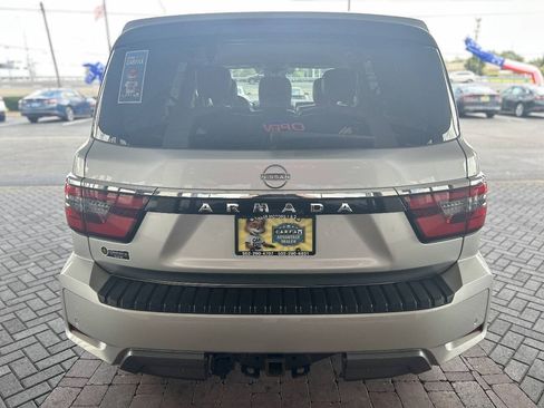 Used 2021 Nissan Armada SV AWD/4WD image 14