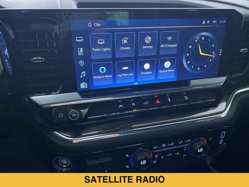 Used 2023 Chevrolet Silverado 1500 RST w/ Z71 Off-Road Package image 9