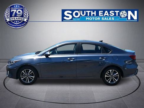 Used 2023 Kia Forte LXS FWD image 7