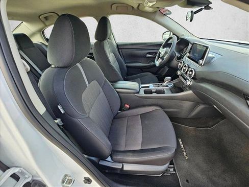 Used 2025 Nissan Sentra SV FWD image 19