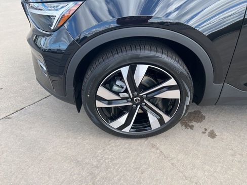 New 2026 Volvo XC40 B5 Ultra w/ Protection Package Premier AWD/4WD image 10