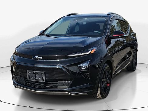 Used 2023 Chevrolet Bolt EUV Premier w/ Sun & Sound Package image 10