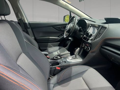 Used 2020 Subaru Crosstrek 2.0i Premium AWD/4WD image 17