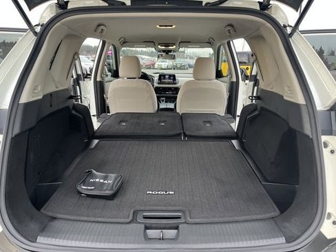Certified 2023 Nissan Rogue SV image 20