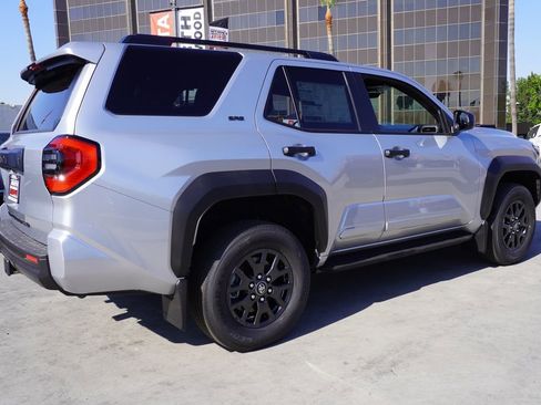 New 2026 Toyota 4Runner SR5 RWD image 6