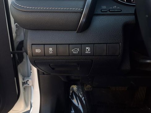 Certified 2023 Toyota Camry SE image 15