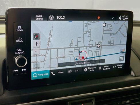 Used 2023 Honda Pilot Touring image 13