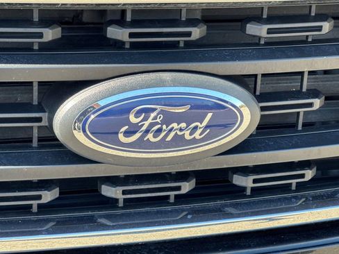 Used 2023 Ford F150 XLT image 7