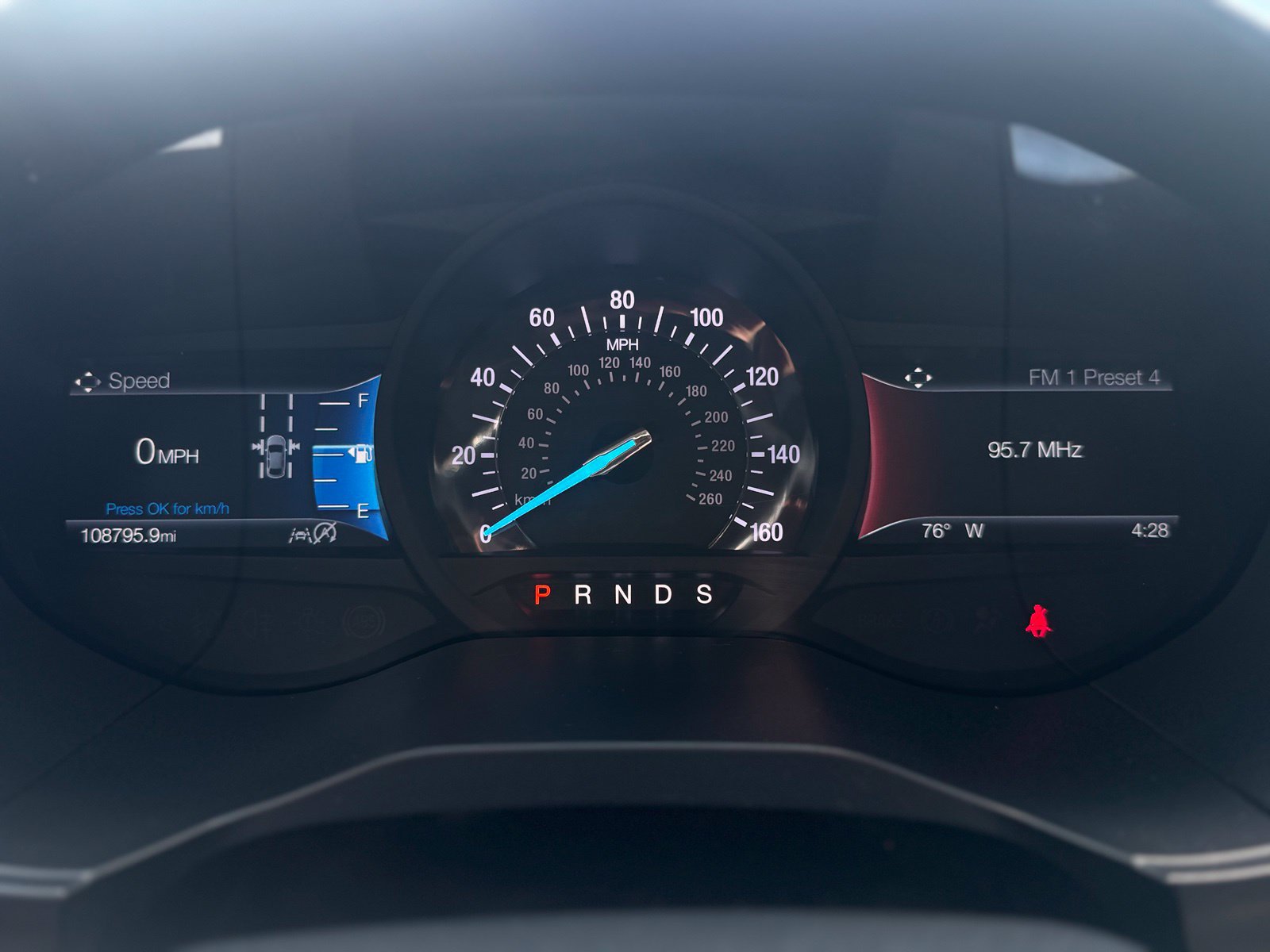 Used 2019 Ford Edge Titanium w/ Equipment Group 301A FWD image 17