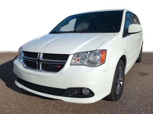 Used 2017 Dodge Grand Caravan SXT image 1