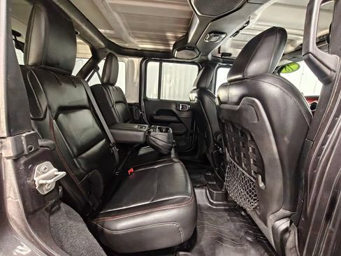 Used 2018 Jeep Wrangler Unlimited Rubicon AWD/4WD image 22