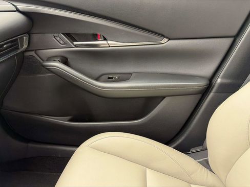 Certified 2025 MAZDA CX-30 AWD 2.5 S w/ Preferred Package image 22