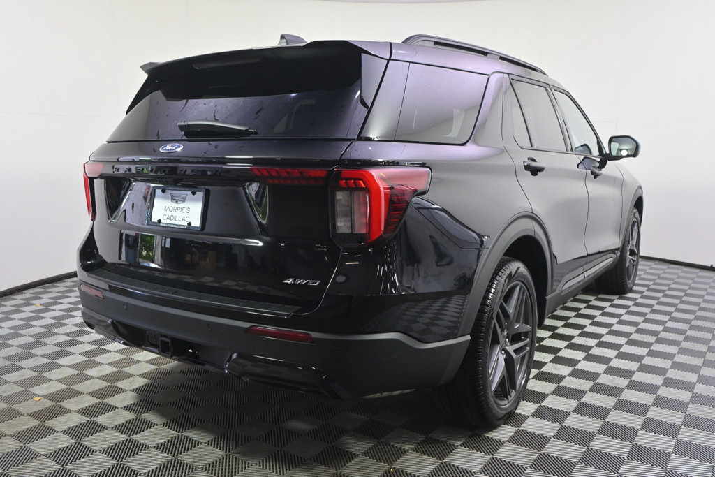 Used 2025 Ford Explorer ST-Line w/ Premium Package AWD/4WD image 6