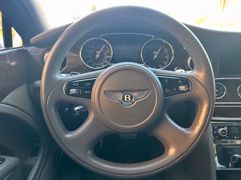 Used 2011 Bentley Mulsanne RWD image 15