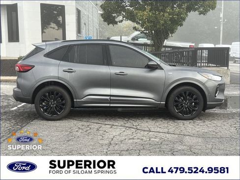 Used 2023 Ford Escape ST-Line Elite w/ Premium Technology Package image 2