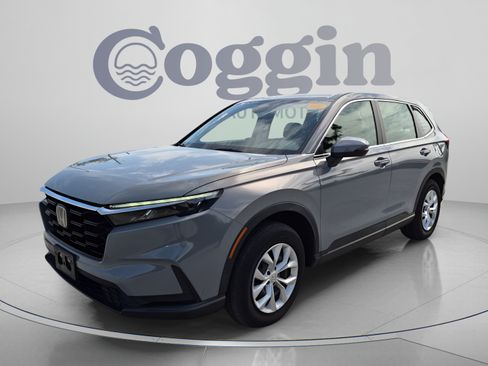 Used 2024 Honda CR-V LX image 1
