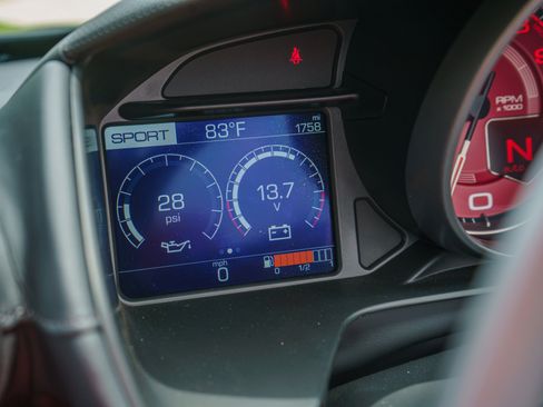 Used 2019 Ferrari Portofino RWD image 70