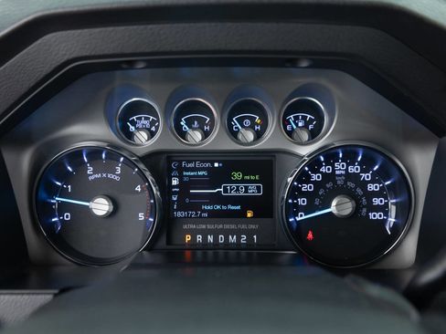 Used 2015 Ford F250 Platinum w/ FX4 Off-Road Package AWD/4WD image 38